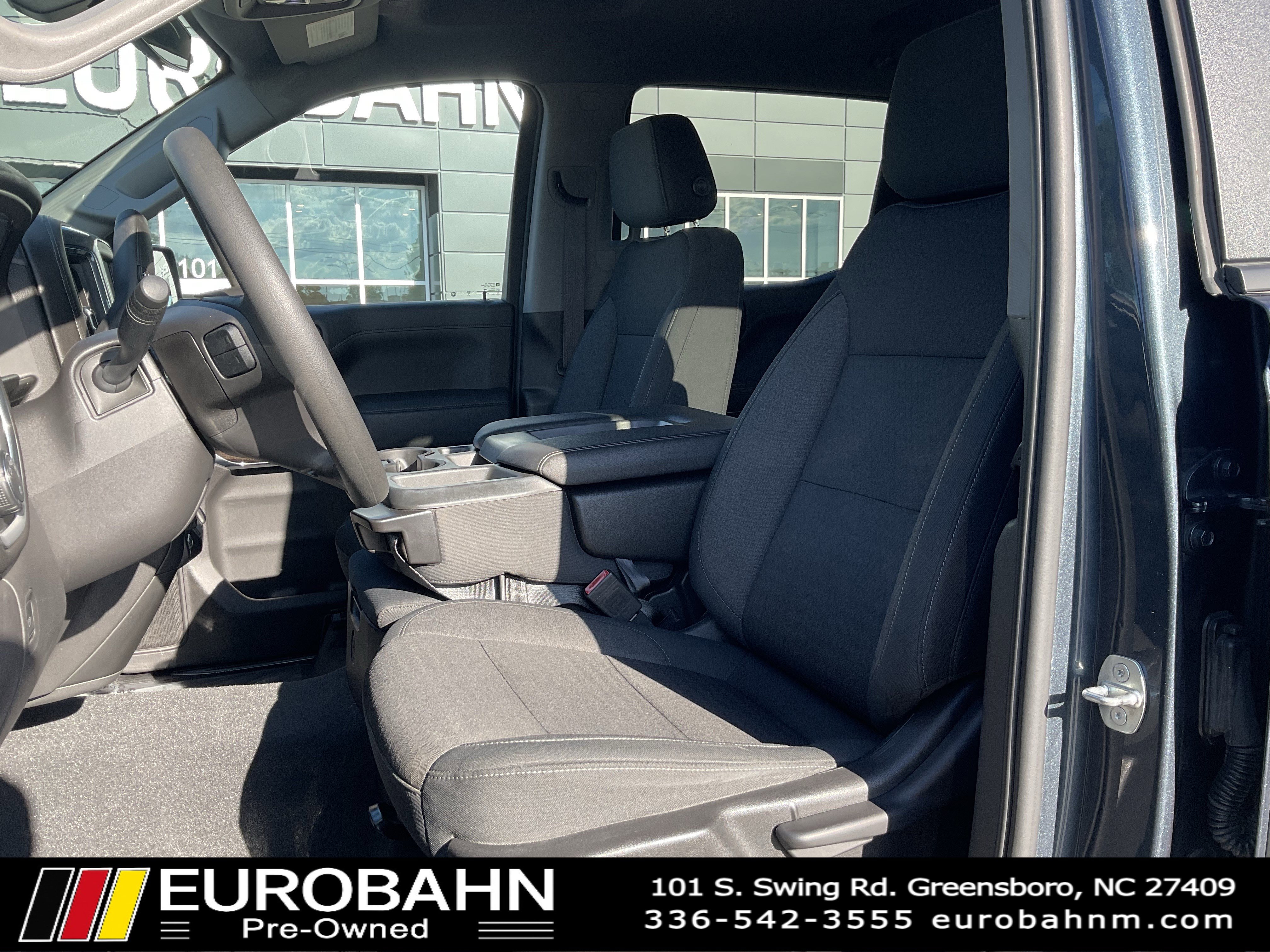 Used 2020 Chevrolet Silverado 1500 RST w/ RST Value Package image 8