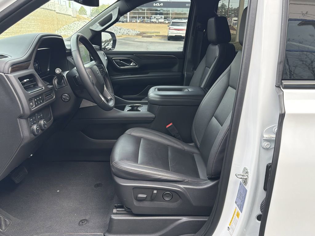 Used 2023 Chevrolet Tahoe Z71 w/ Luxury Package image 9