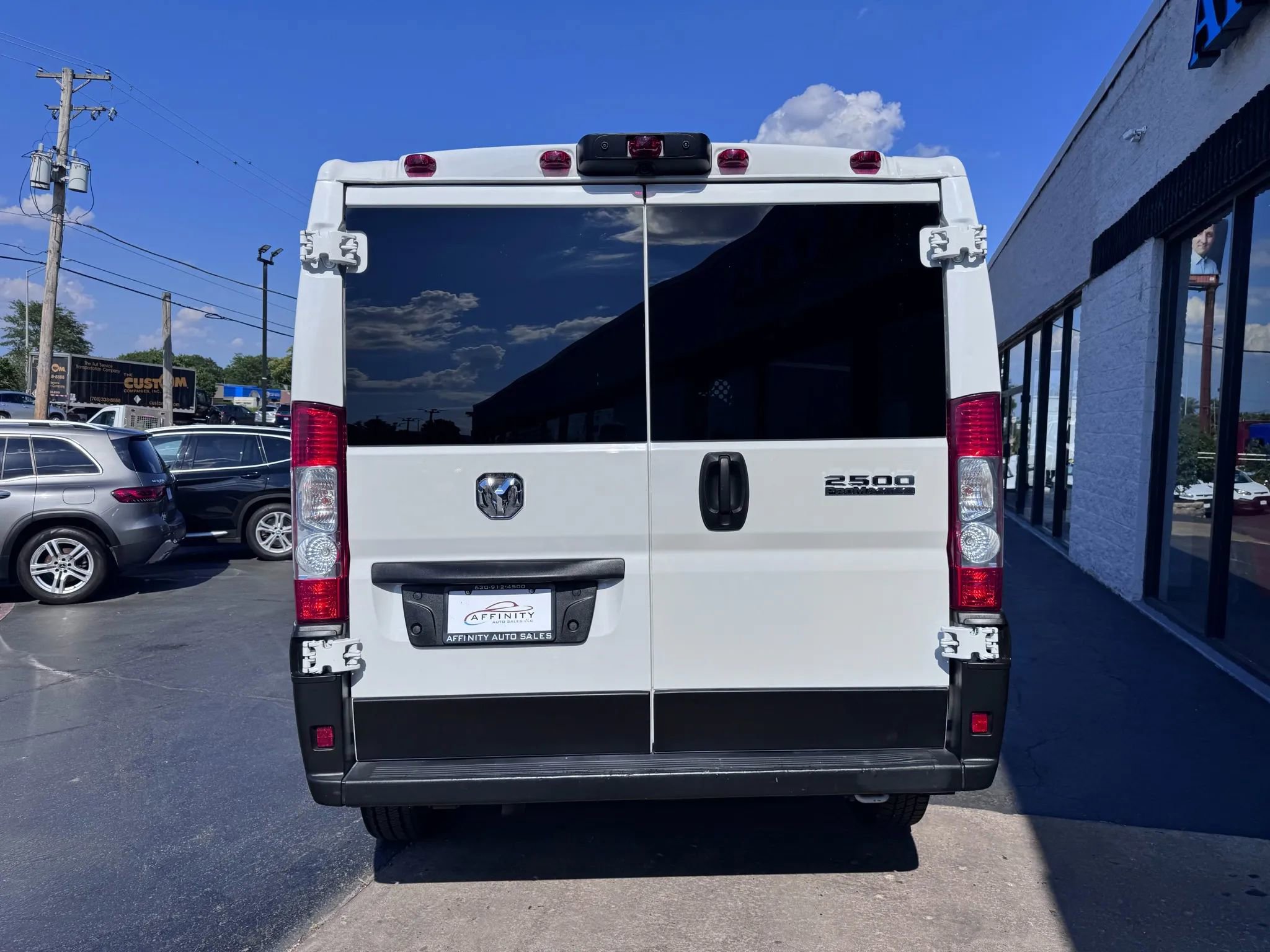 Used 2023 RAM ProMaster 2500 image 4