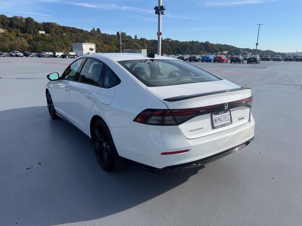 Certified 2024 Honda Accord Sport image 9
