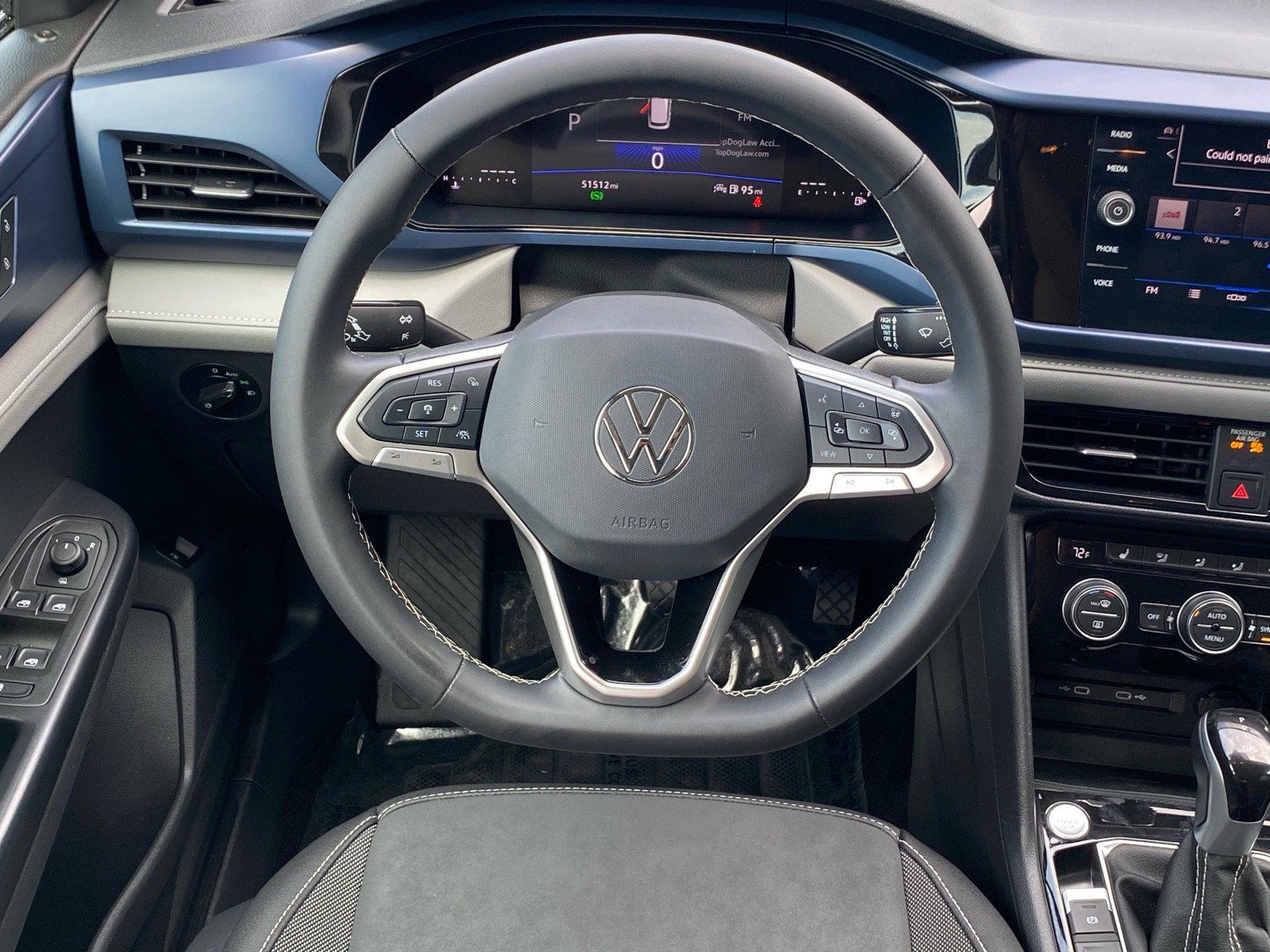 Certified 2024 Volkswagen Taos SE AWD/4WD image 6