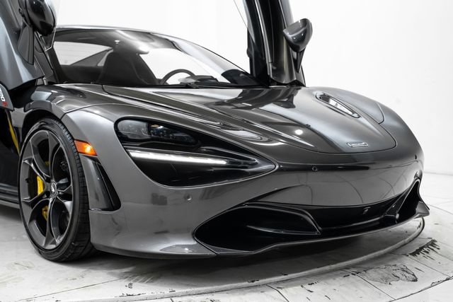 Used 2020 McLaren 720S Spider RWD image 17