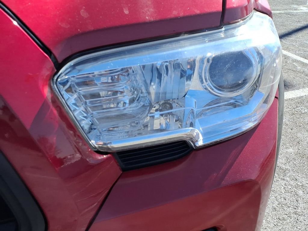 Certified 2019 Toyota Tacoma SR w/ SX Package image 25