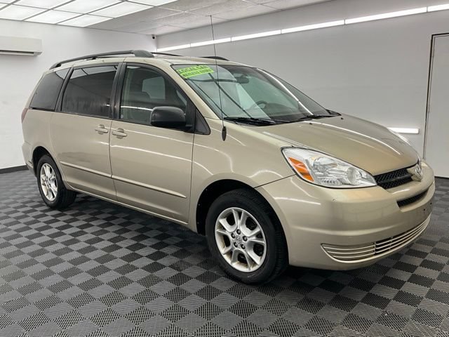 Used 2005 Toyota Sienna LE w/ LE Pkg 4 AWD/4WD image 3