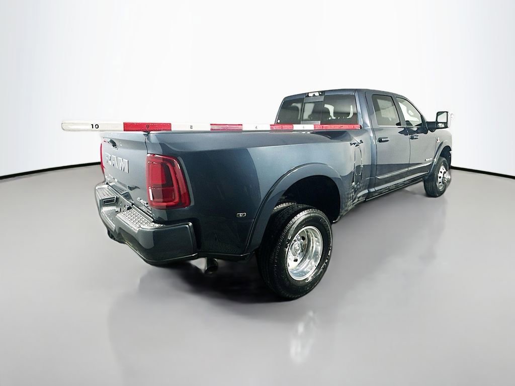 New 2025 RAM 3500 Limited image 7