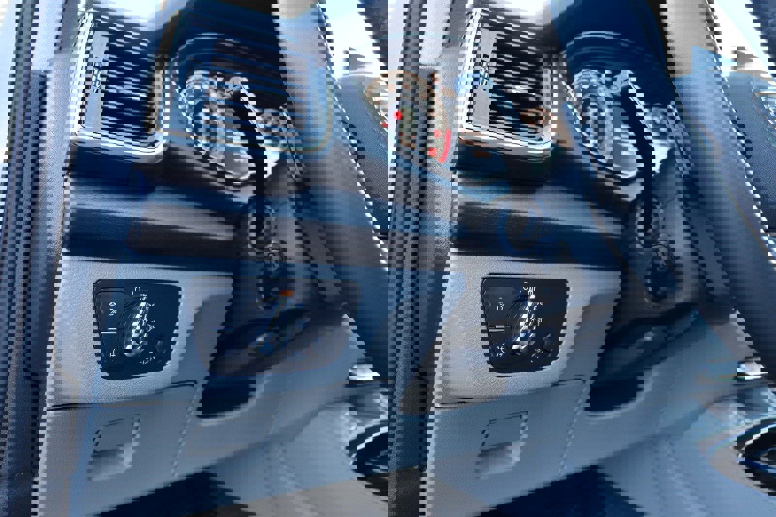 Used 2023 Audi Q5 2.0T Premium Plus w/ Premium Plus Package image 28