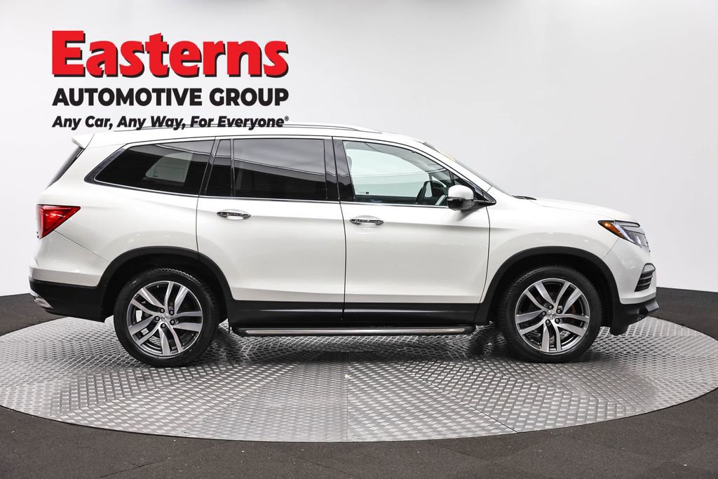 Used 2017 Honda Pilot Elite image 4