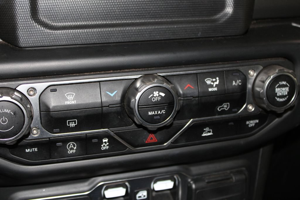 Used 2023 Jeep Wrangler Unlimited Sport AWD/4WD image 29