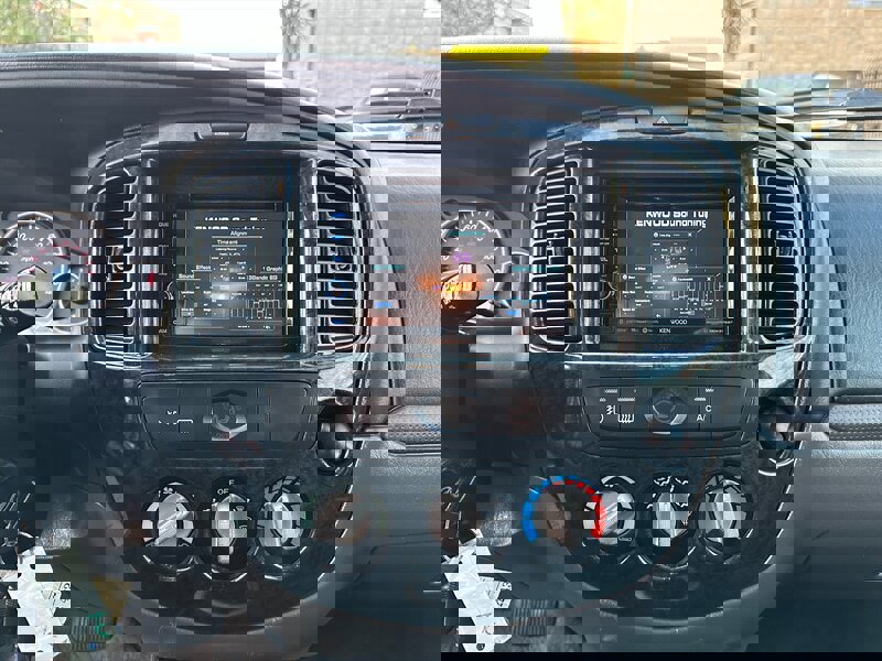 Used 2005 MAZDA Tribute s w/ Package 3 image 19