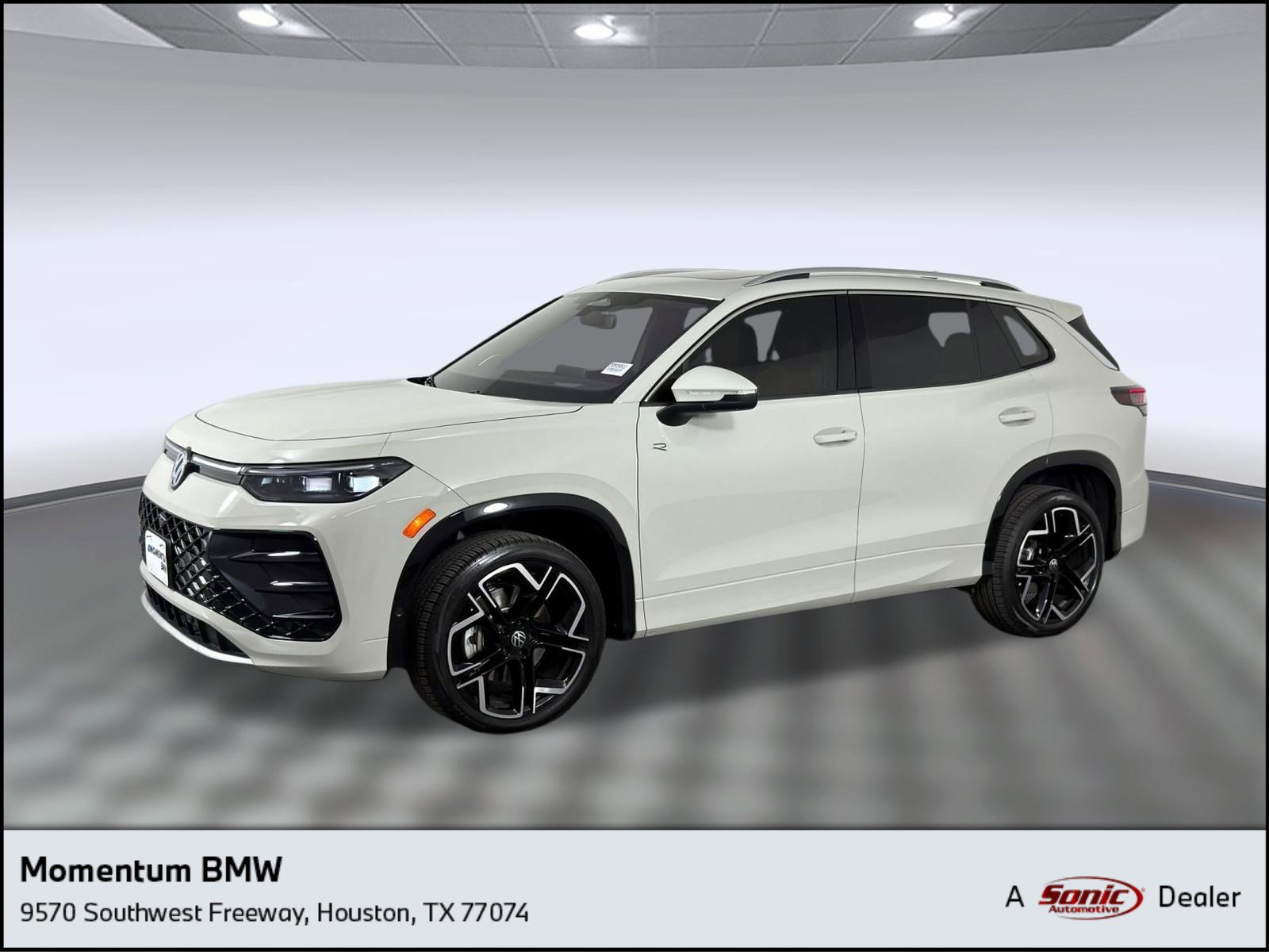 Used 2025 Volkswagen Tiguan SEL R-Line