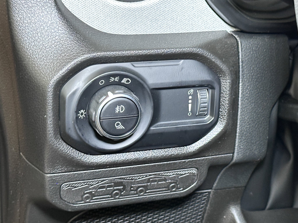New 2026 Jeep Gladiator Sport AWD/4WD image 17