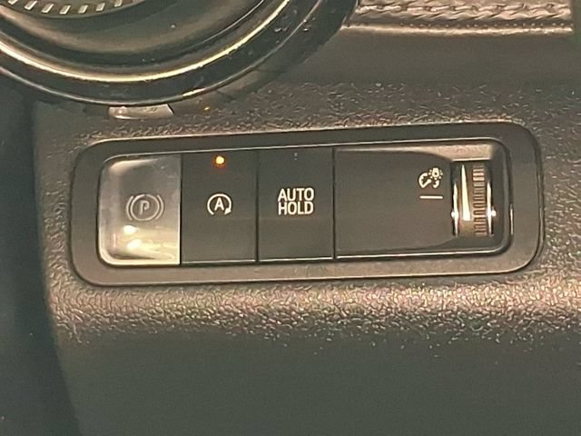 Used 2026 Chevrolet Equinox LT w/ Safety and Technology Package FWD image 33