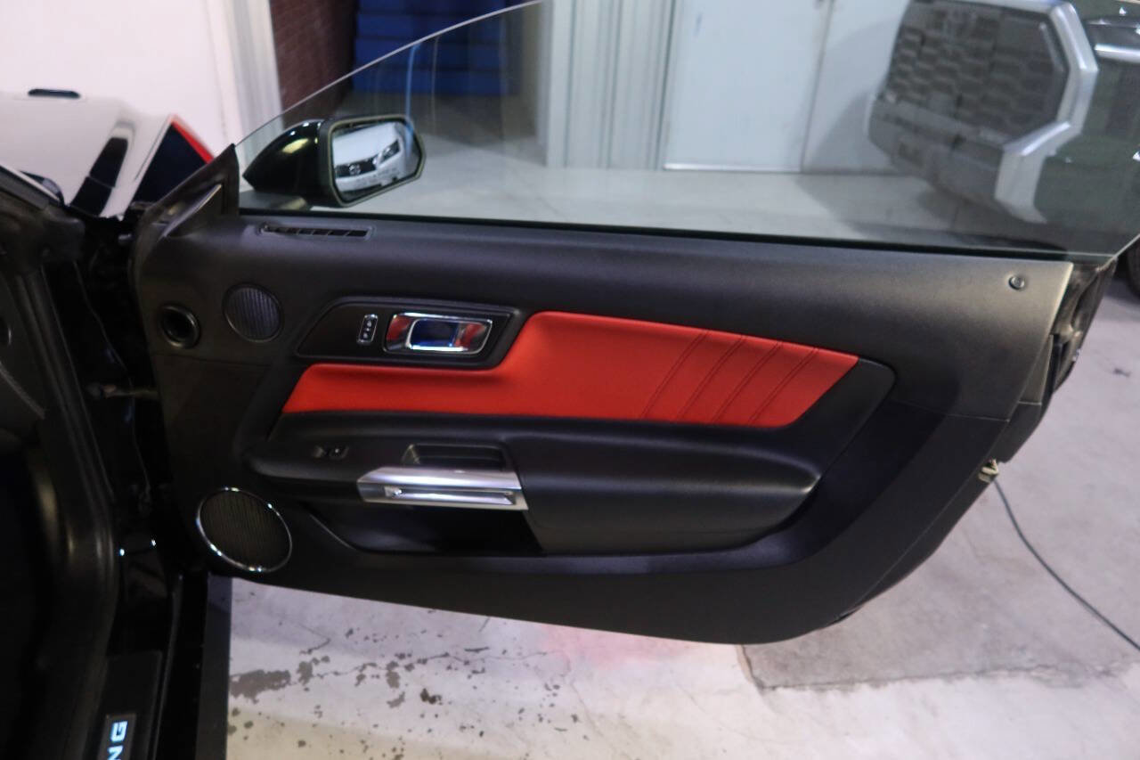 Used 2017 Ford Mustang GT Premium w/ GT Performance Package image 14