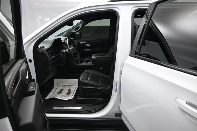 Used 2022 Chevrolet Tahoe RST w/ Luxury Package AWD/4WD image 22