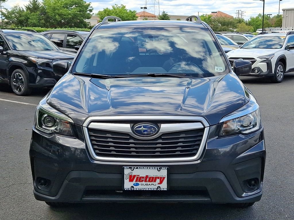 Used 2019 Subaru Forester Premium AWD/4WD image 2