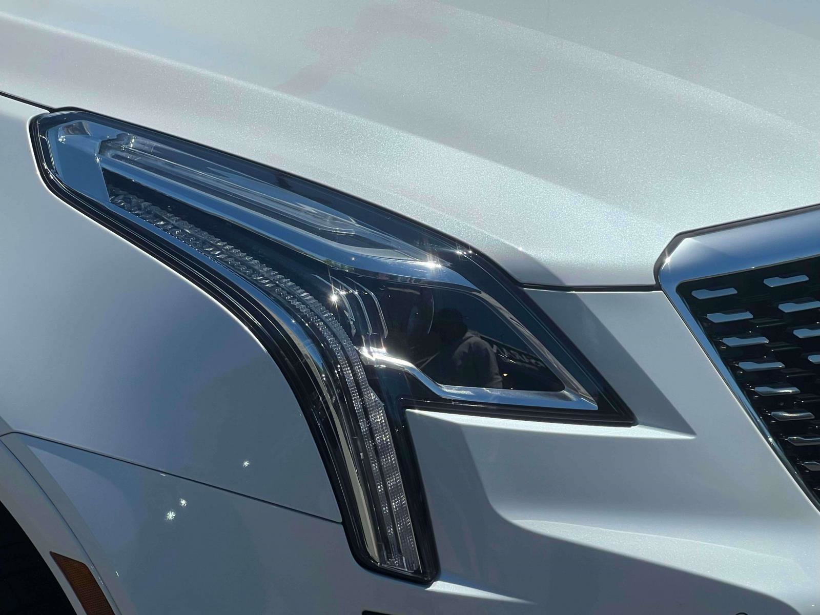 Certified 2023 Cadillac XT5 Premium Luxury AWD/4WD image 9