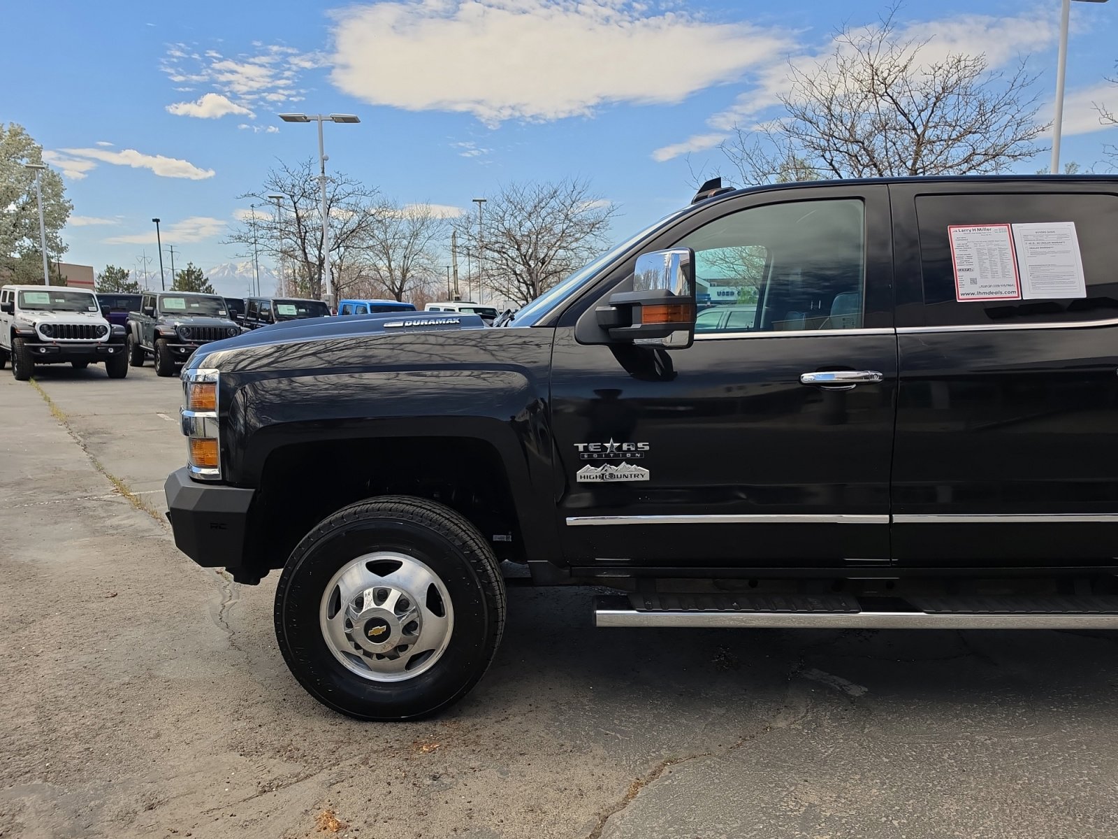 Used 2019 Chevrolet Silverado 3500 High Country w/ Duramax Plus Package image 11