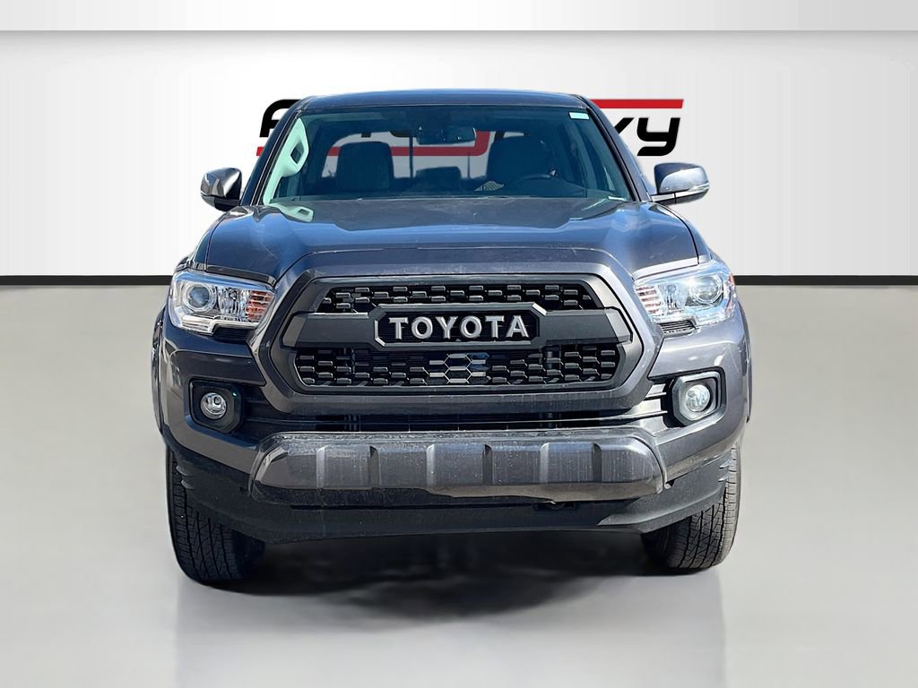 Used 2023 Toyota Tacoma SR5 w/ Technology Package image 2