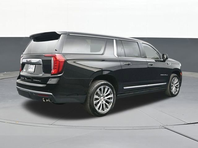 Used 2021 GMC Yukon XL Denali w/ Denali Premium Package image 15