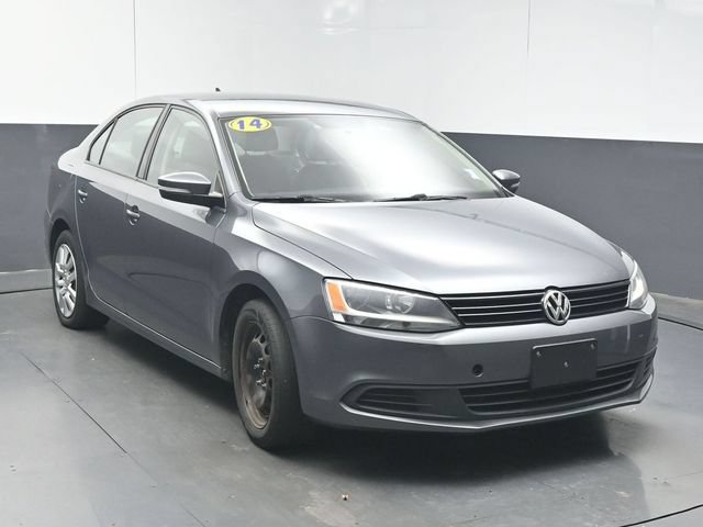 Used 2014 Volkswagen Jetta SE FWD image 2