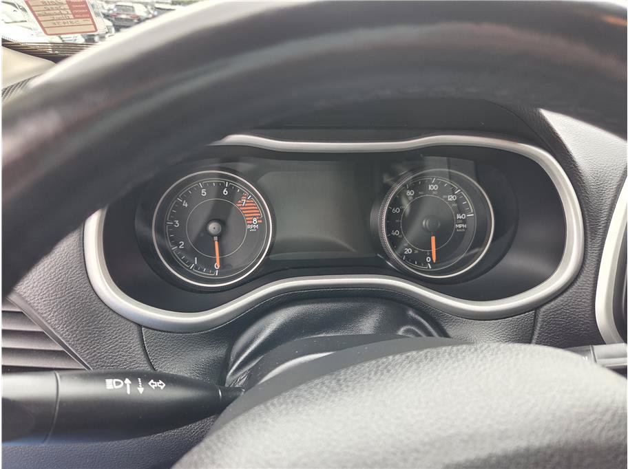 Used 2018 Jeep Cherokee Trailhawk AWD/4WD image 16