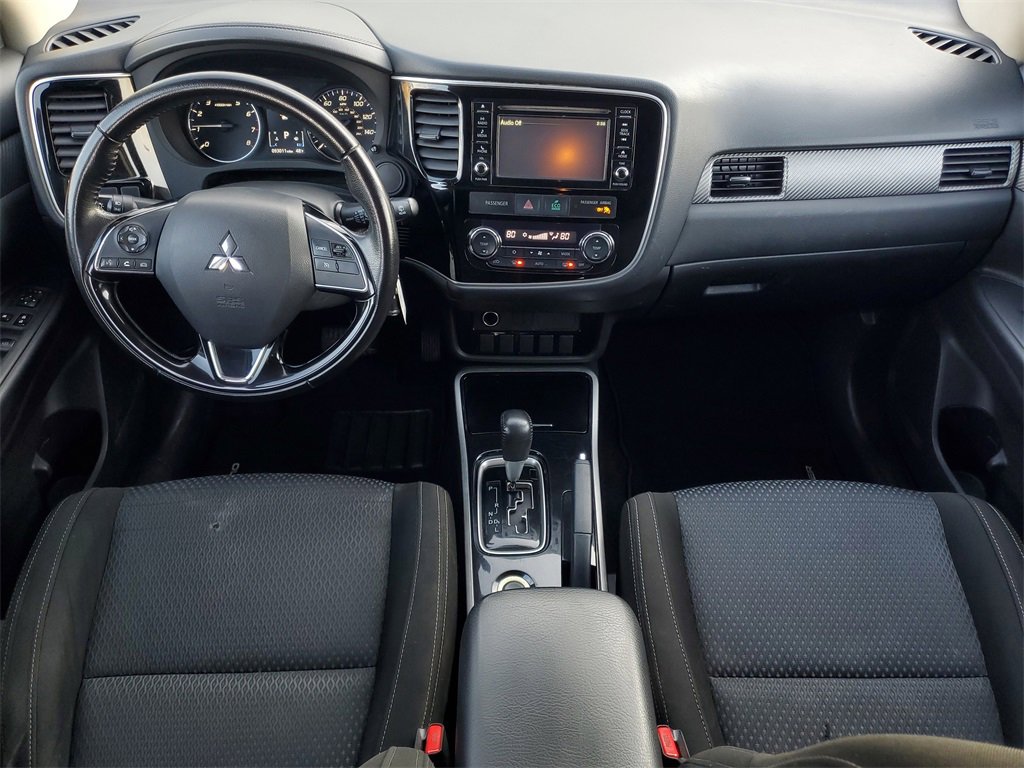 Used 2017 Mitsubishi Outlander ES image 13
