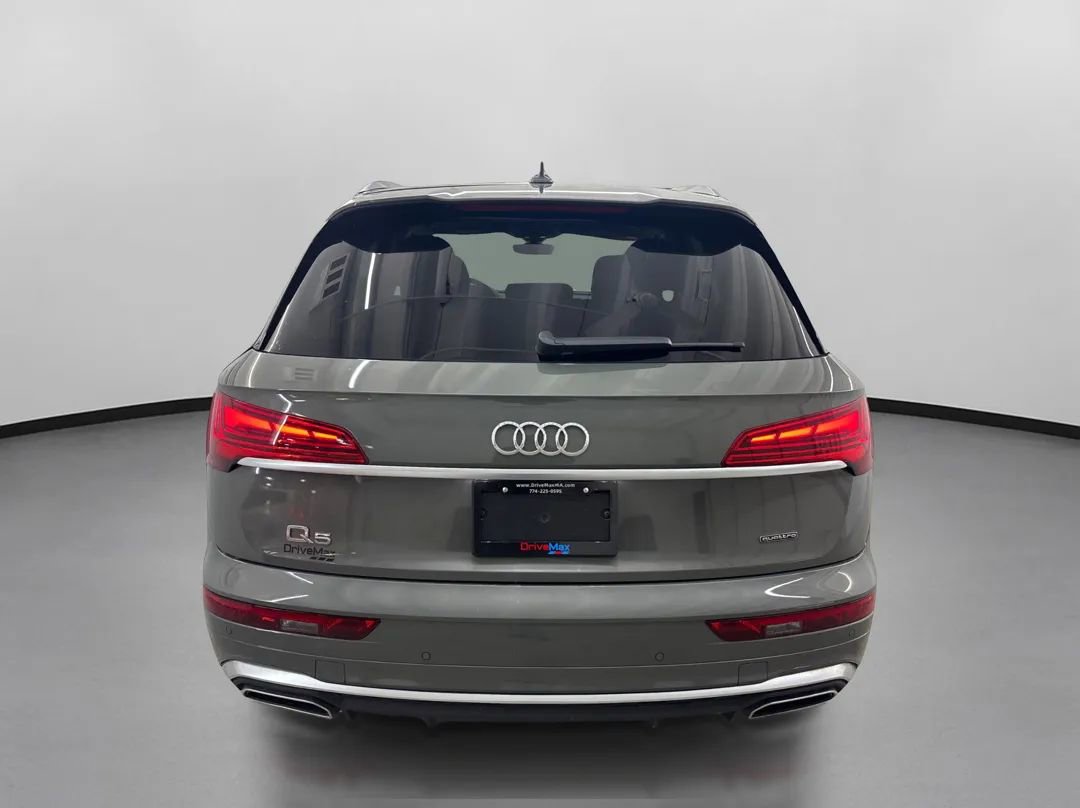 Used 2023 Audi Q5 2.0T Premium w/ Convenience Package image 8