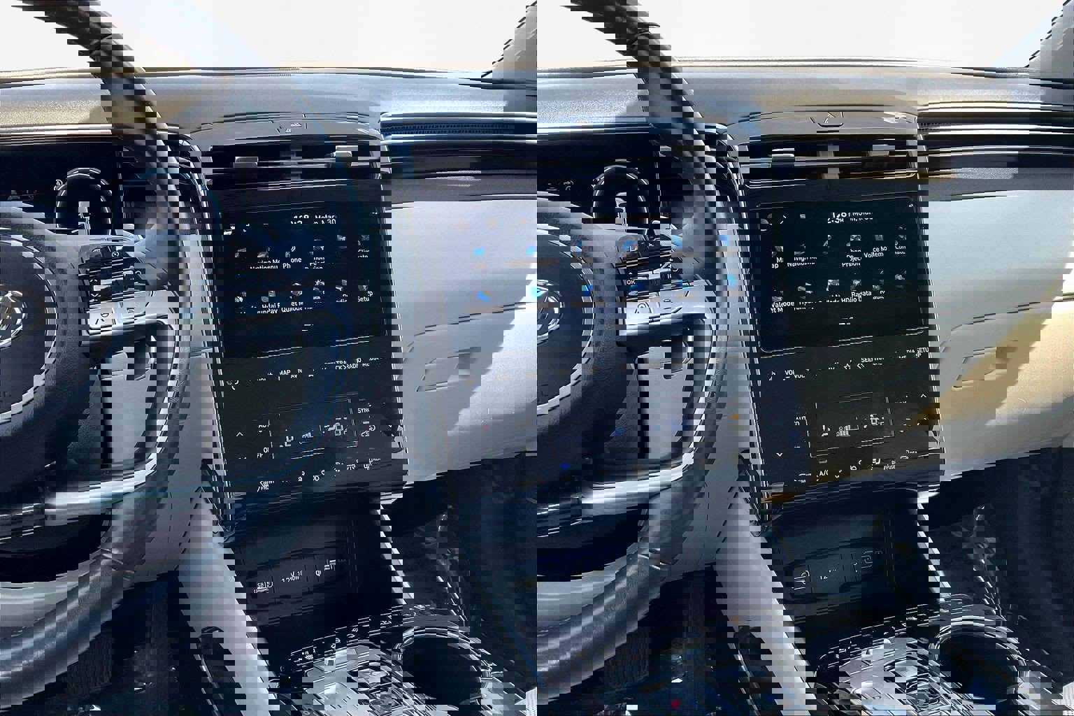 Certified 2023 Hyundai Tucson Limited AWD/4WD image 9