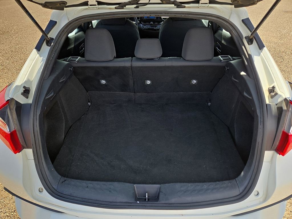 Used 2018 Toyota C-HR XLE image 13