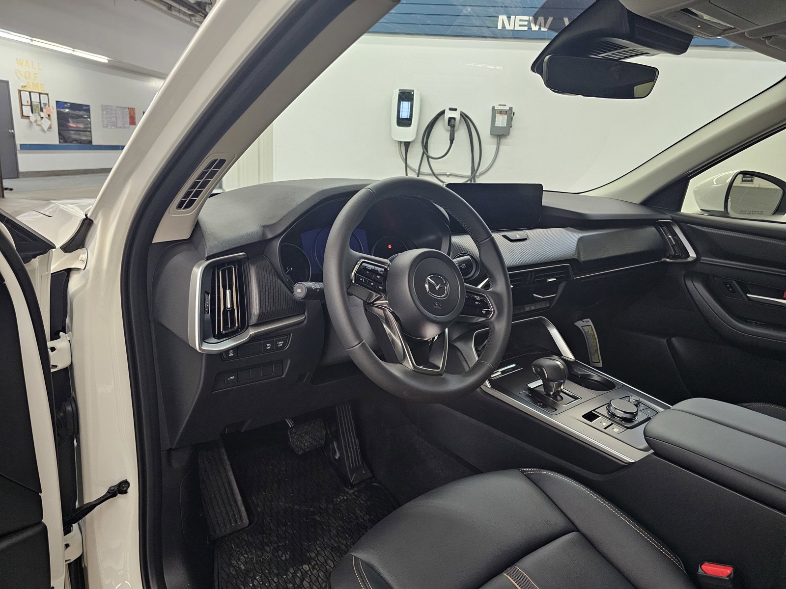 New 2025 MAZDA CX-90 3.3 Turbo w/ Select Package image 6