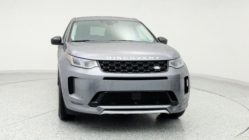 Used 2025 Land Rover Discovery Sport S image 2