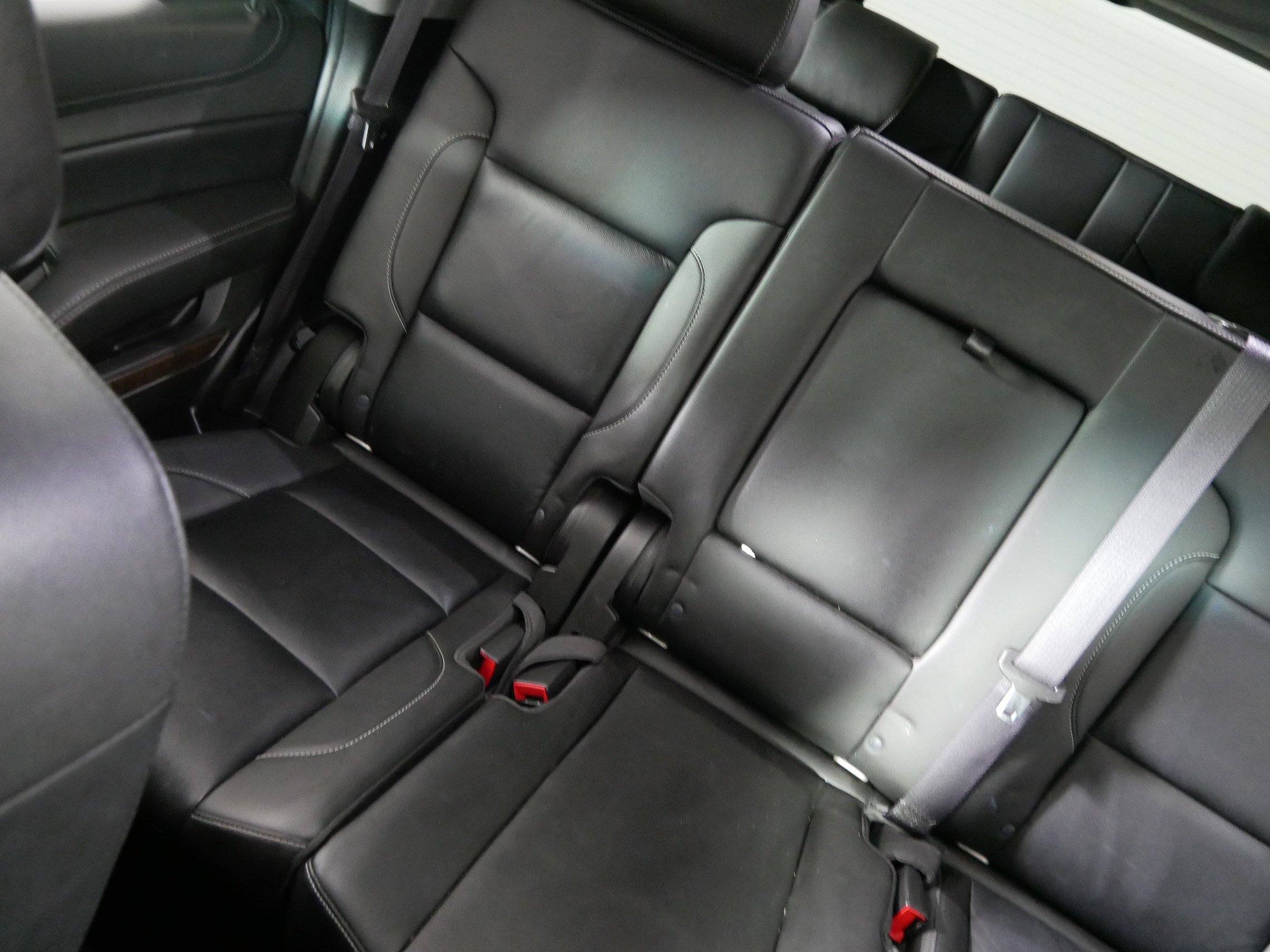 Used 2016 Chevrolet Tahoe LT w/ Luxury Package image 12