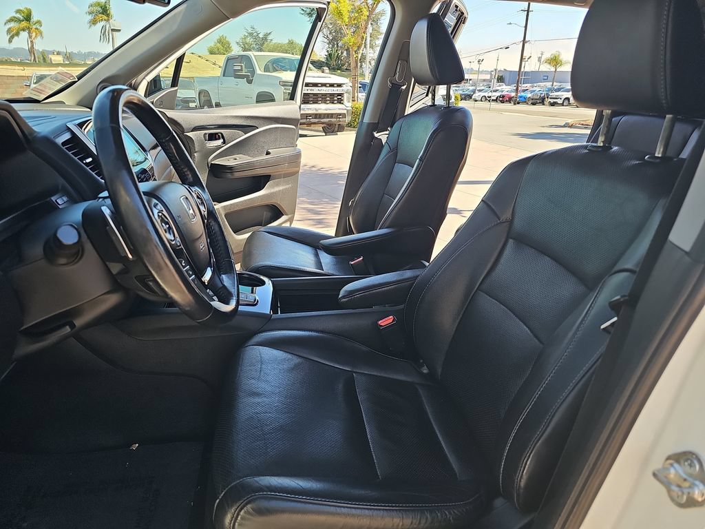 Used 2017 Honda Pilot Elite image 17