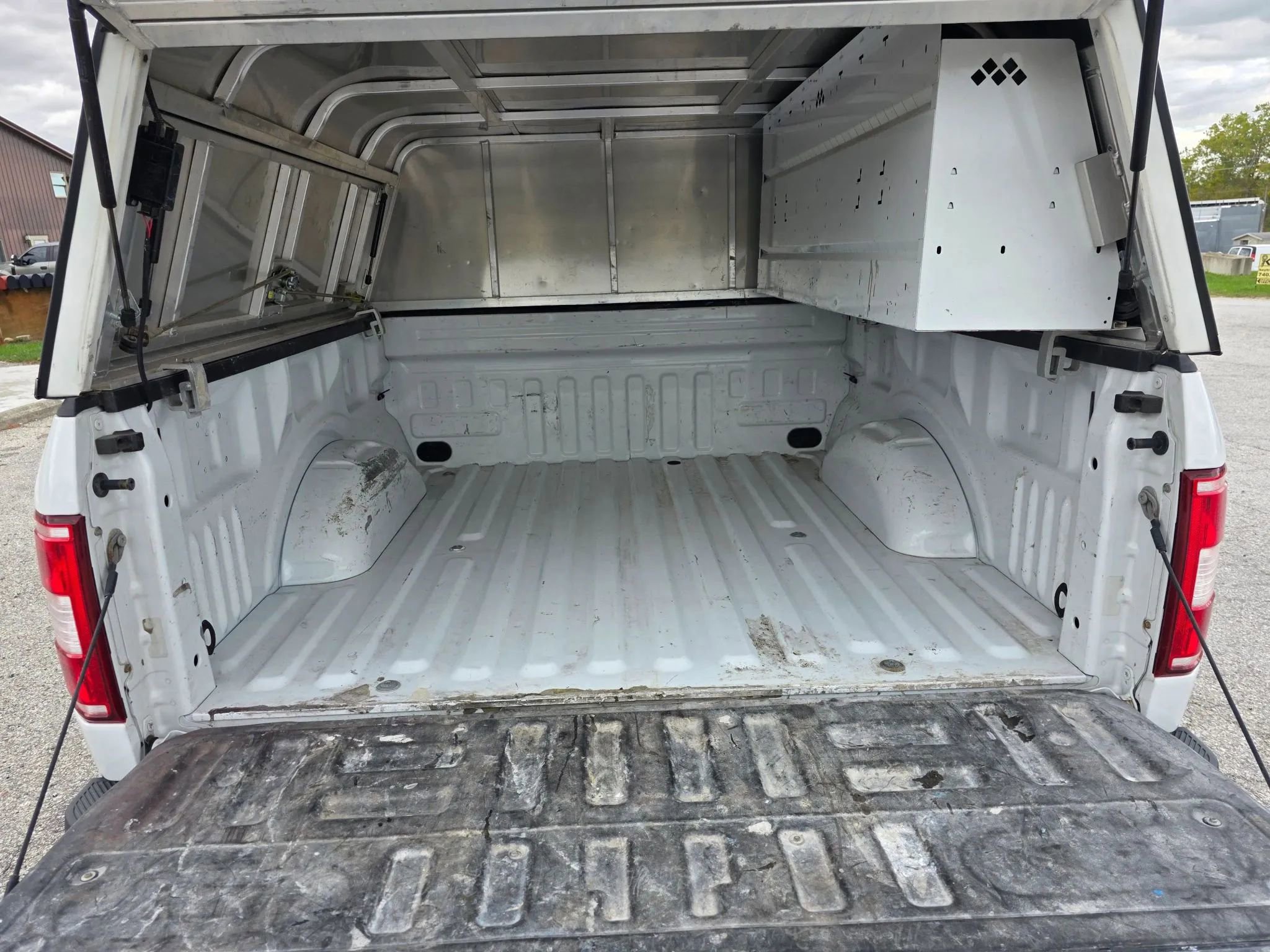 Used 2019 Ford F150 XLT AWD/4WD image 13