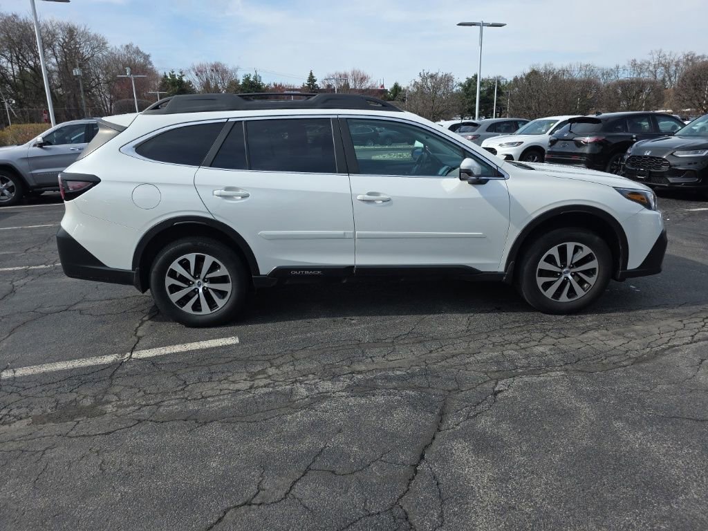 Used 2021 Subaru Outback Premium image 8
