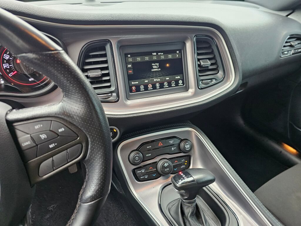 Used 2022 Dodge Challenger SXT w/ Blacktop Package image 25
