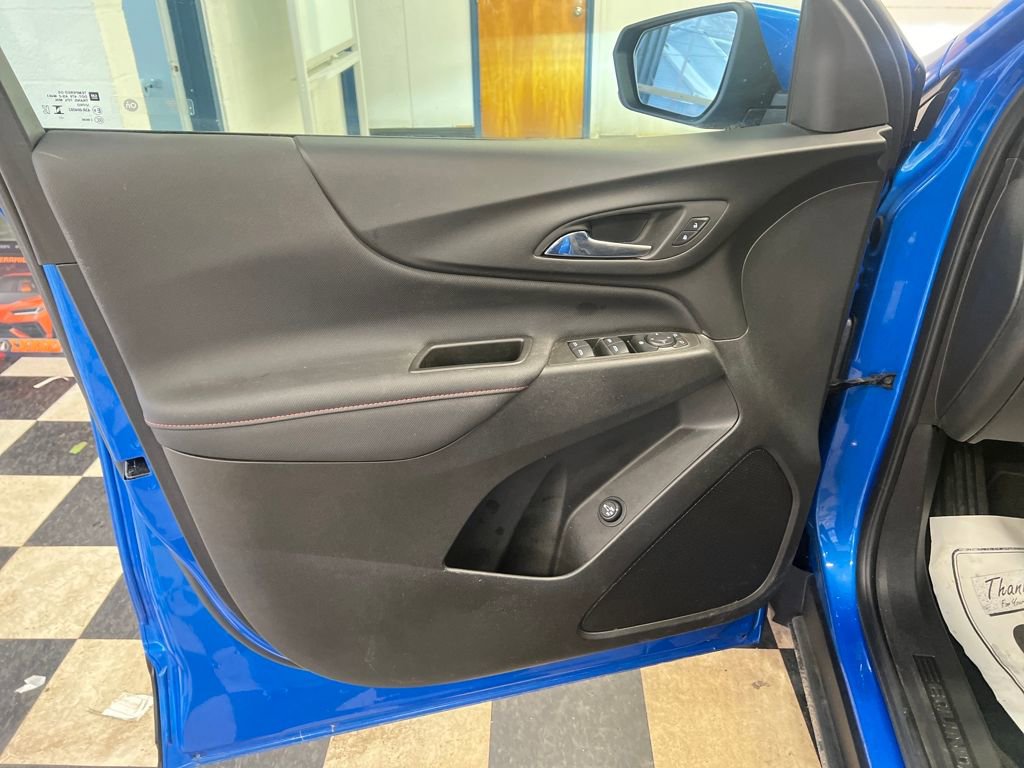 Used 2024 Chevrolet Equinox RS AWD/4WD image 34