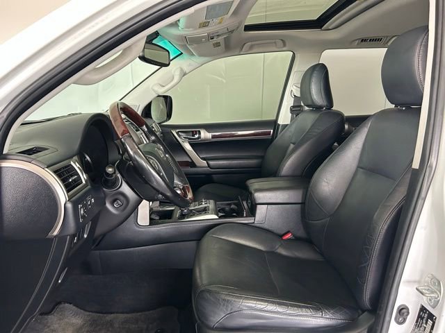 Used 2018 Lexus GX 460 Premium w/ Premium Package AWD/4WD image 15