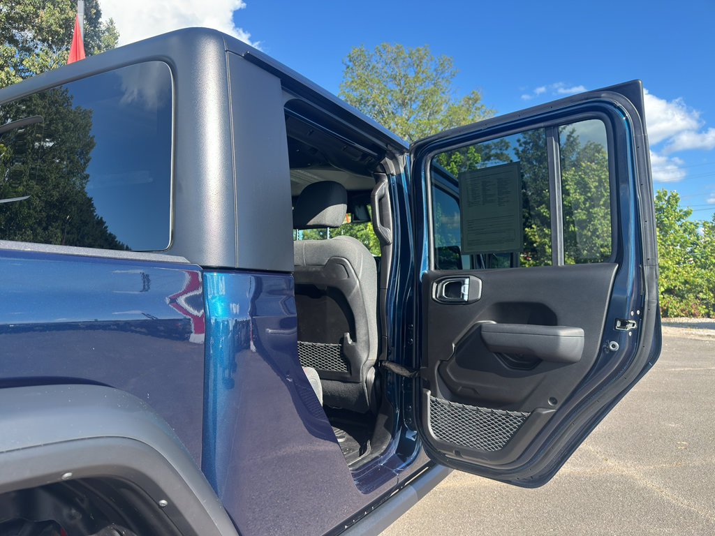 Used 2025 Jeep Gladiator Rubicon w/ Safety Group image 20