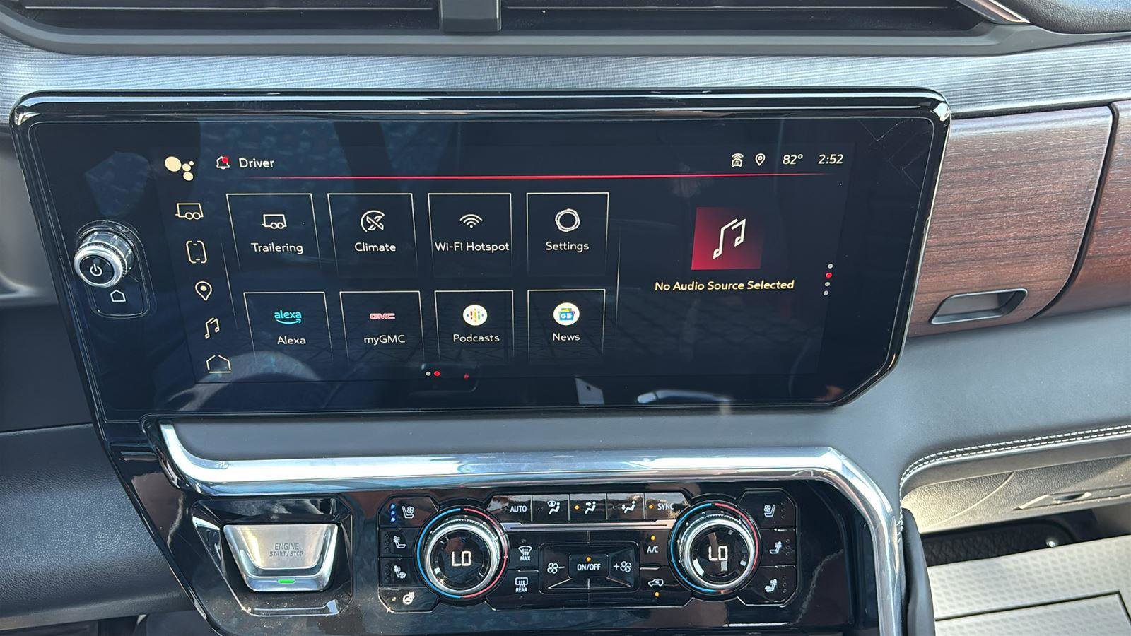 Certified 2024 GMC Sierra 1500 Denali Ultimate image 33