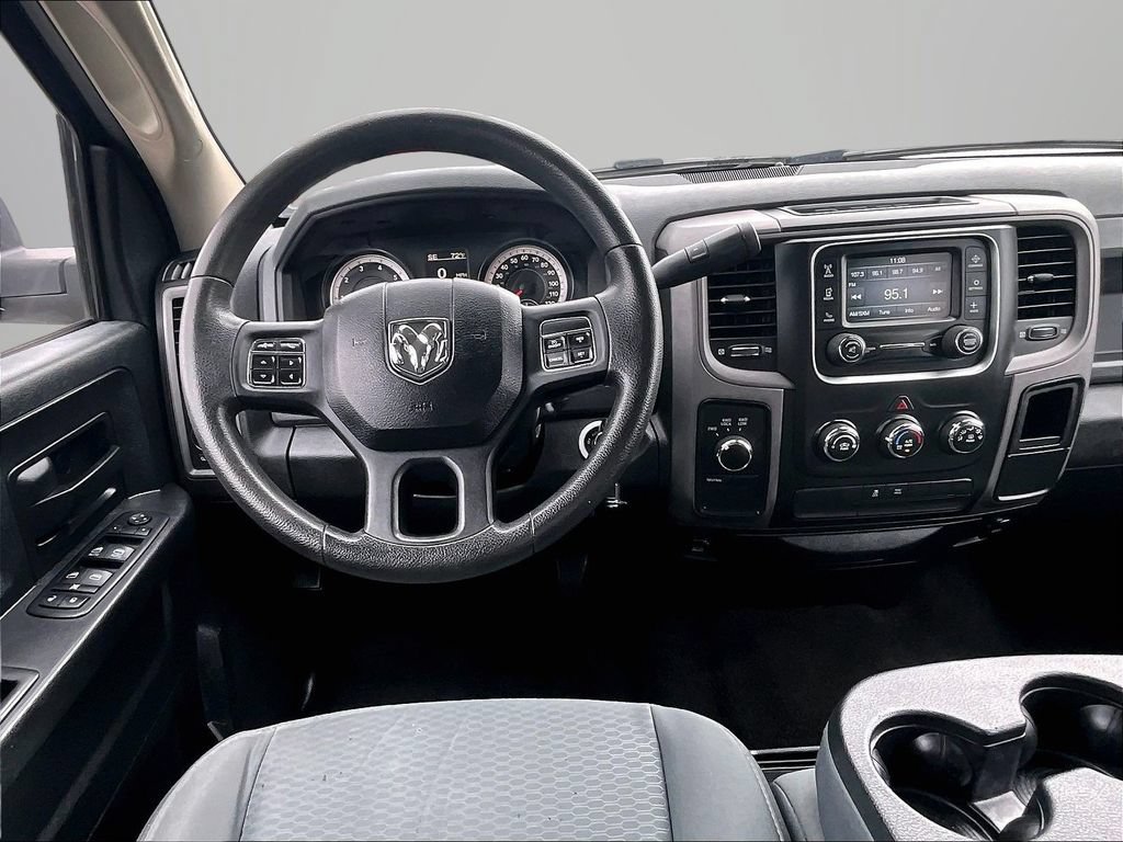 Used 2014 RAM 1500 Express w/ Black Ram 1500 Express Group AWD/4WD image 4