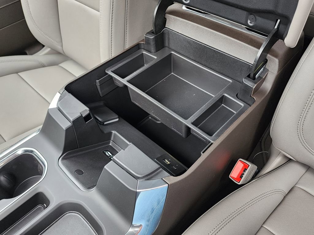 New 2026 GMC Sierra 1500 SLT image 32