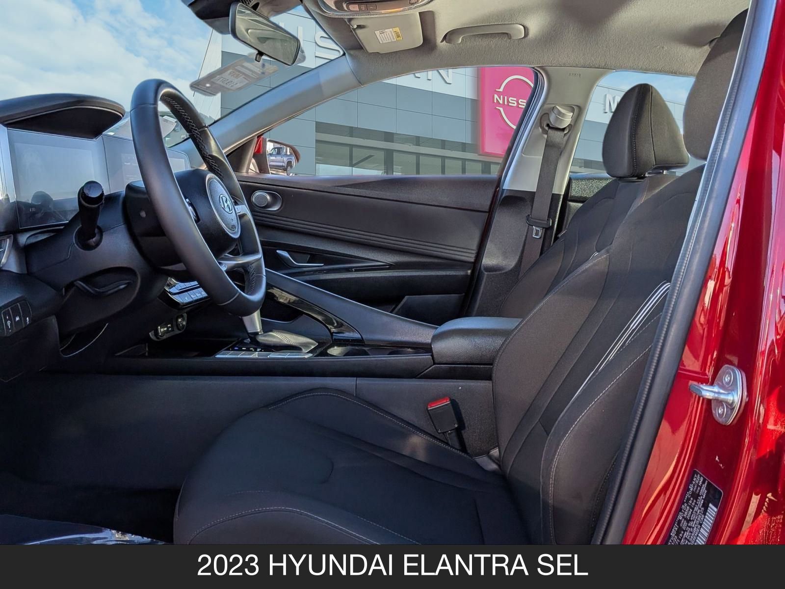 Used 2023 Hyundai Elantra SEL w/ Convenience Package image 14