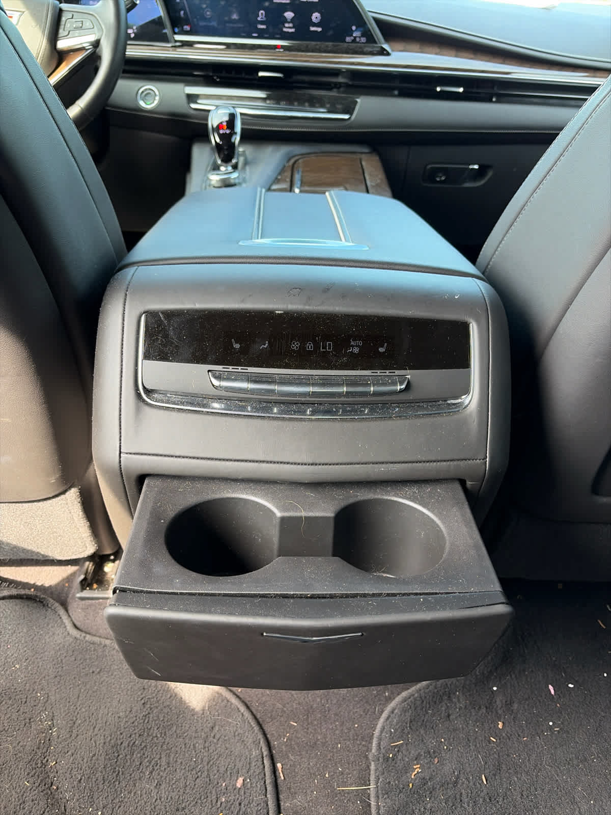 Certified 2023 Cadillac Escalade Sport Platinum w/ LPO, ONYX Package AWD/4WD image 12