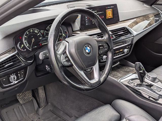 Used 2017 BMW 530i xDrive image 11