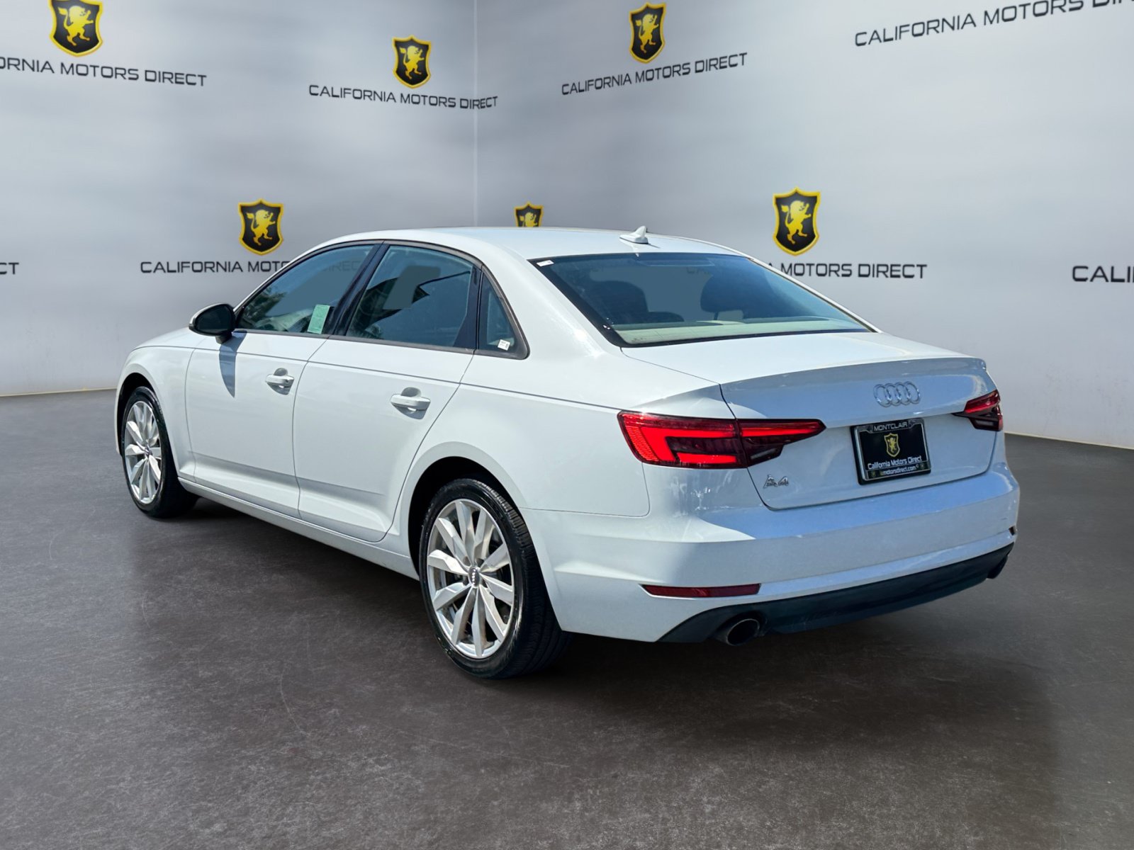 Used 2017 Audi A4 2.0T Premium w/ Audi MMI Navigation Plus FWD image 3