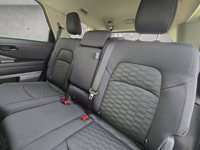 New 2026 Nissan Pathfinder SV image 22