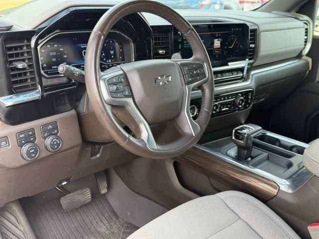 Used 2023 Chevrolet Silverado 1500 RST AWD/4WD image 12