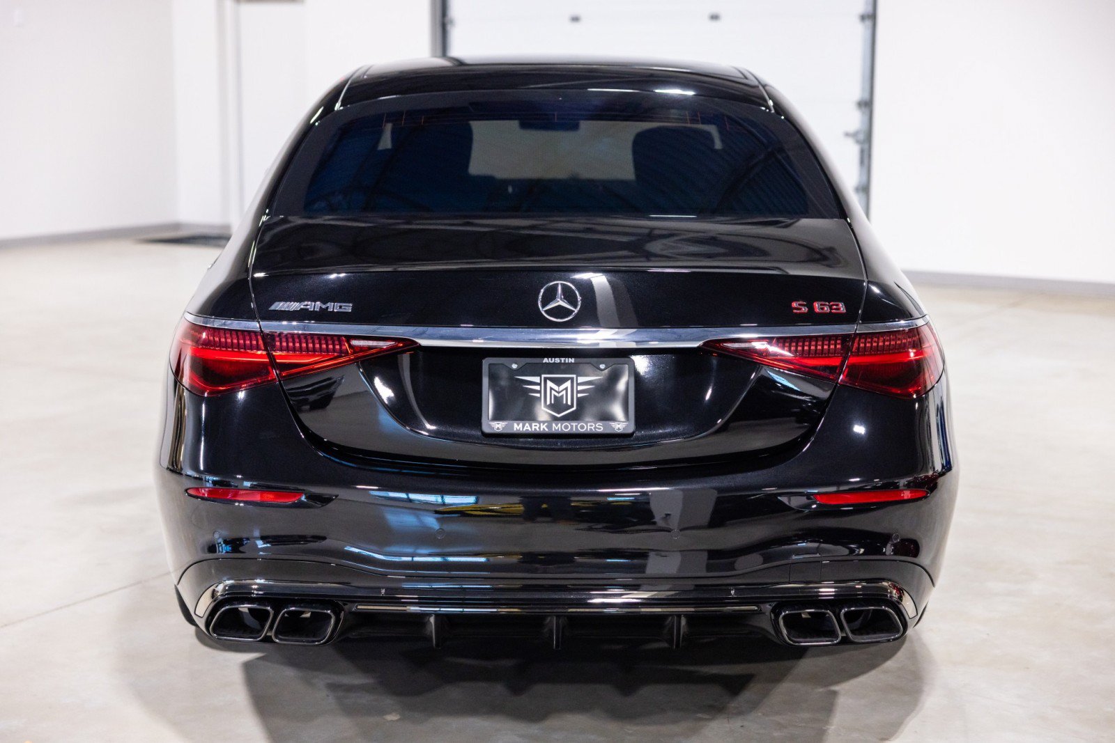 Used 2024 Mercedes-Benz S 63 AMG S w/ AMG Night Package image 8