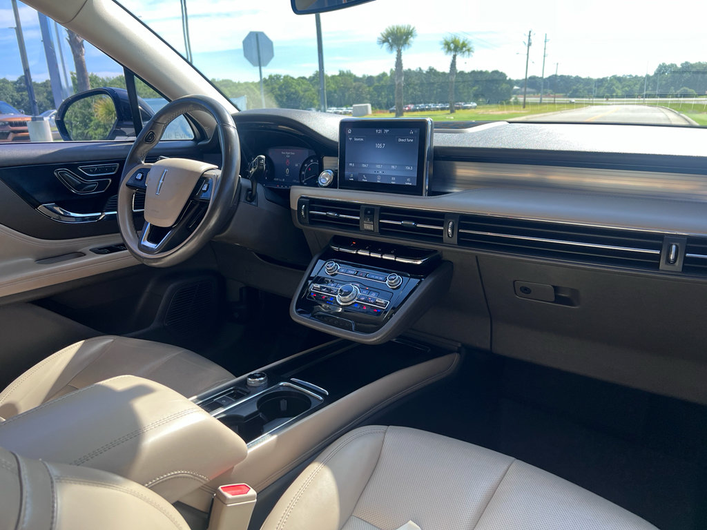 Used 2020 Lincoln Corsair AWD w/ Equipment Group 101A image 12
